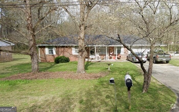 Building Photo - 33 Lynhaven Dr