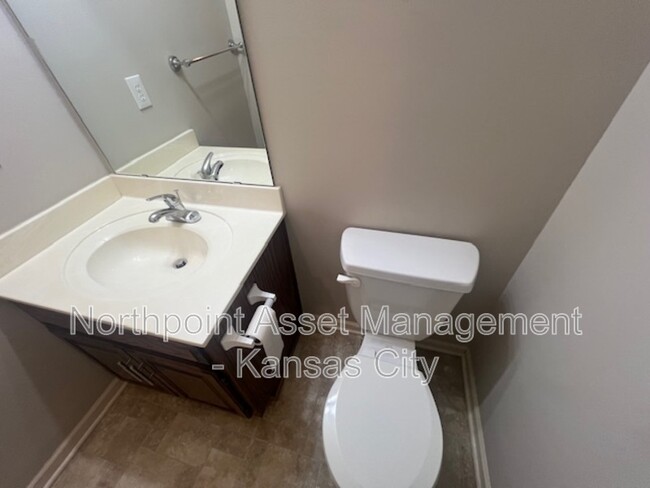 Foto del edificio - 4029 N Hardesty Ave