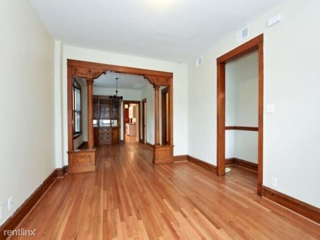 Foto del edificio - 2500 N Richmond St