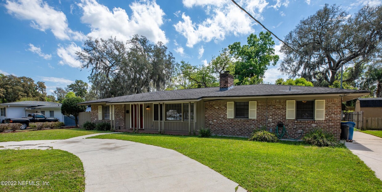 Foto principal - 6029 Clifton Ave