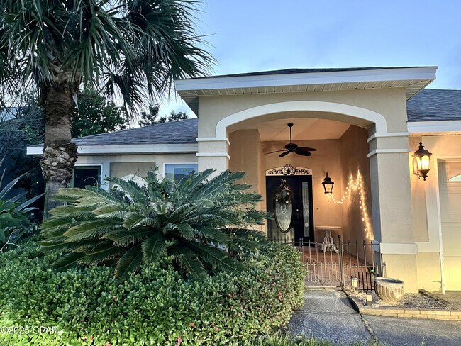 Foto del edificio - 214 Summerwood Dr