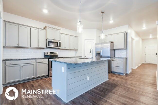 Building Photo - 11912 Parkside Vista Ln