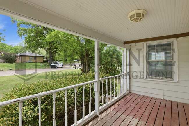 Foto del edificio - 571 S Roosevelt St