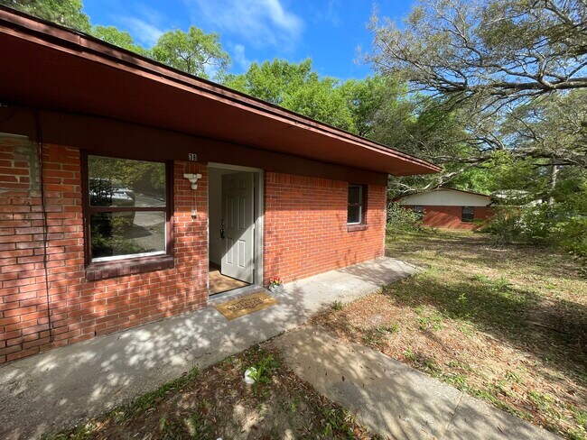 Foto del edificio - Lake Drive