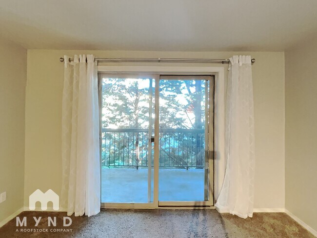Foto del edificio - 14300 32nd Ave NE
