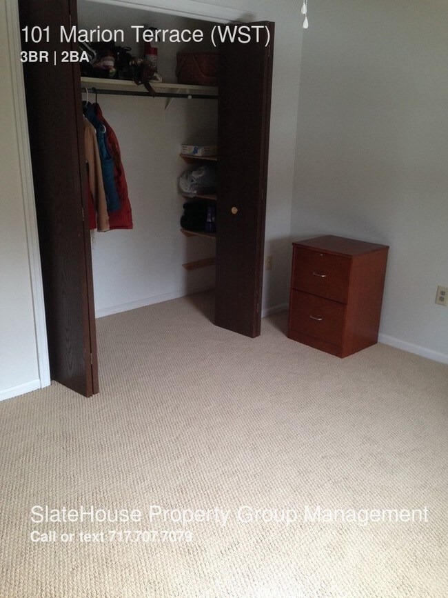 Building Photo - Three Bedroom Split-Level Home!