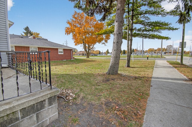 Building Photo - 3015 19th St