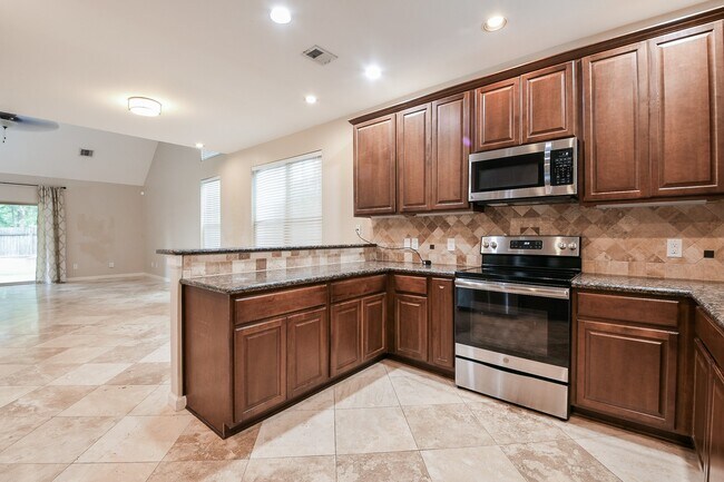 Building Photo - 10506 Chateau Ln