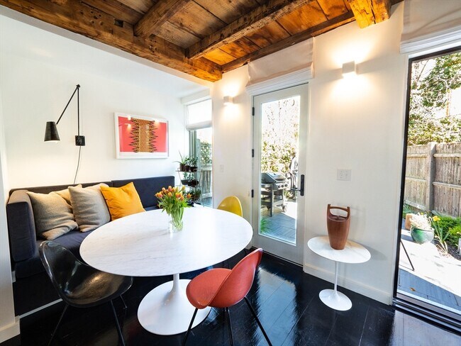 Foto del edificio - 214 Third St