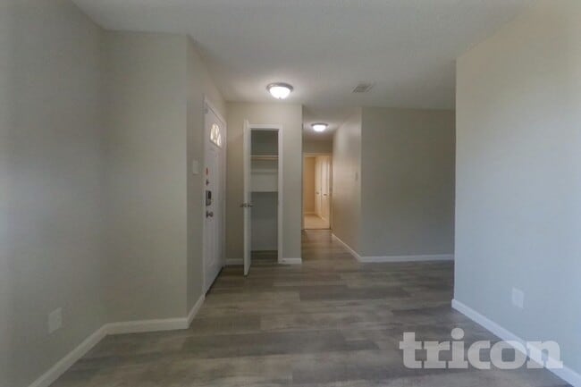 Building Photo - 3916 Golden Horn Ln