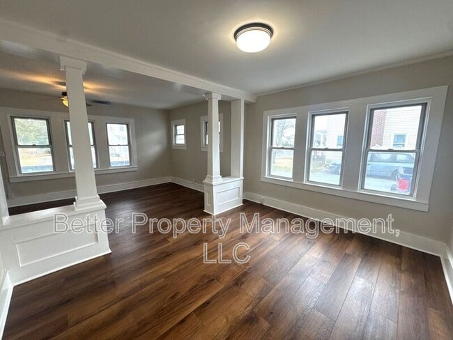 Building Photo - 64 N Myrtle St