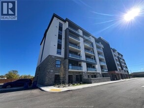 Building Photo - 11646 Tecumseh Rd E