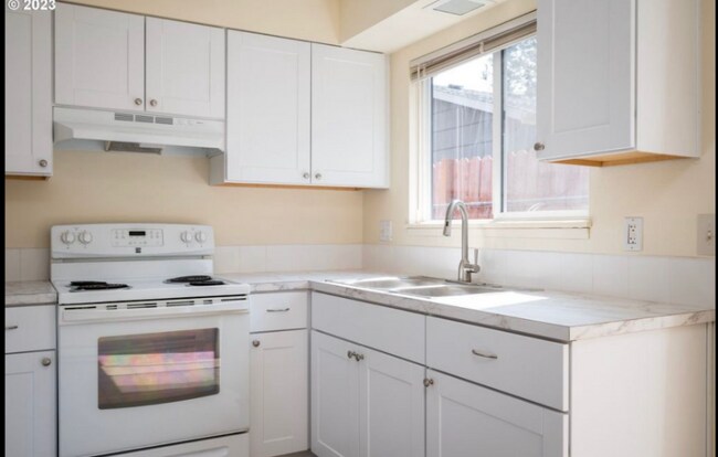 Foto del edificio - 8605 N Hurst Ave