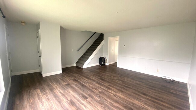 Foto del edificio - 2221-2227 StoneyBrook Road