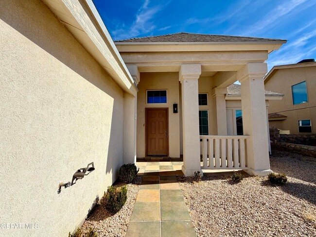 Foto del edificio - 436 Oakhurst Ln