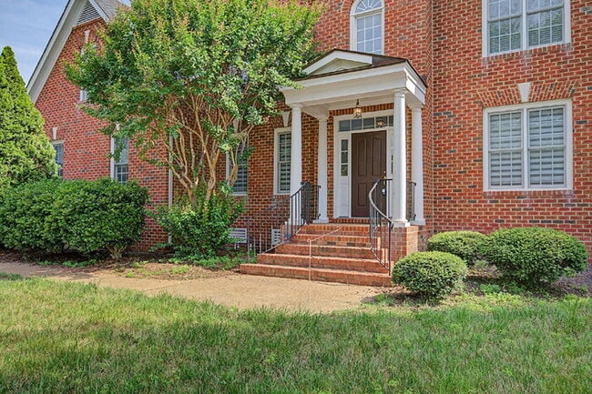 Building Photo - Luxury 5 Bedroom Home with Private Pool in Glen Allen – $4,500/mo