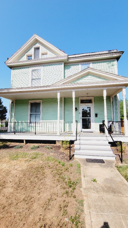 Building Photo - 1003 Rivermont Ave