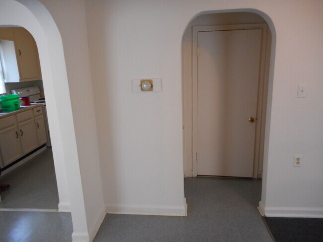Foto del edificio - 26668 W Huron River Dr