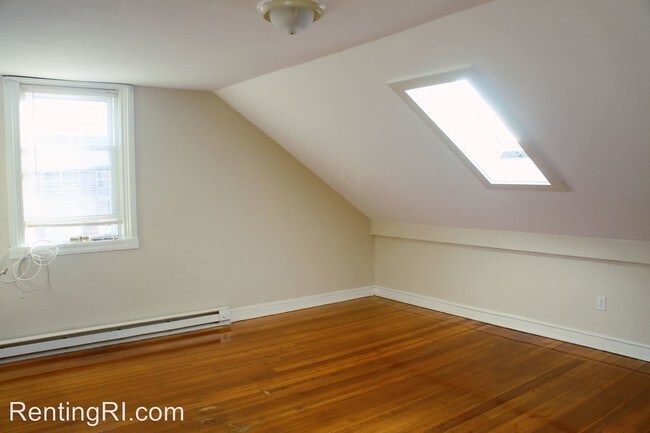 Foto del edificio - 219 Public St