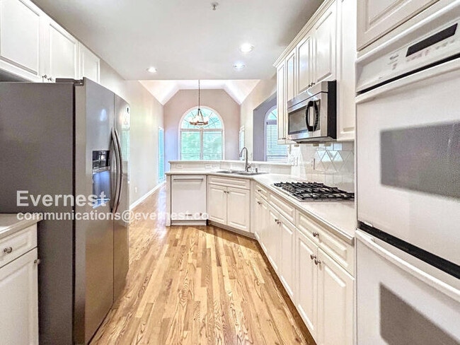 Foto del edificio - 1189 Parkview Ln NW