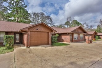 Building Photo - 2904 Old Houston Rd