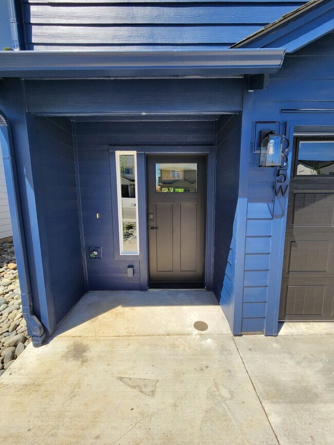 Foto del edificio - 3 Bedroom 2.5 Bath in Winlock