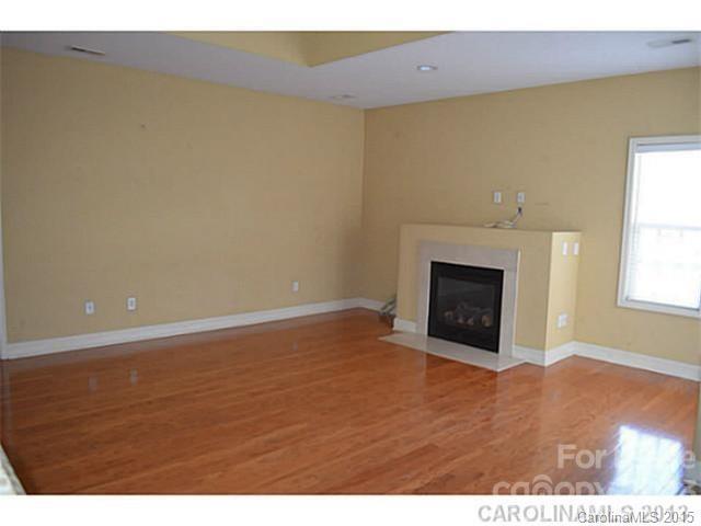 Foto del edificio - 20016 N Cove Rd