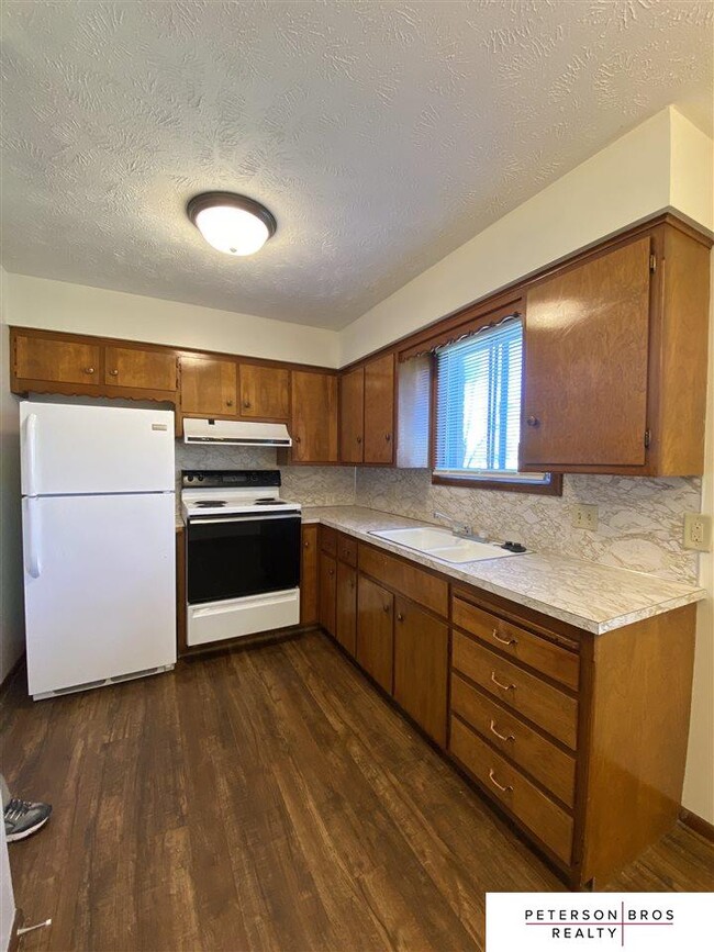 Building Photo - 4859 S 132nd Ave