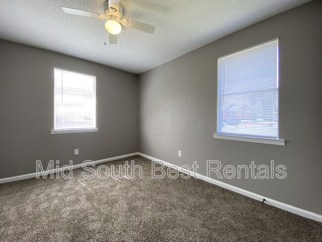 Foto del edificio - 3449 Arnold Rd