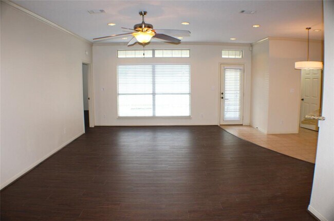 Building Photo - 7745 Pecan Dr