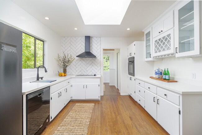 Foto del edificio - 7 Belmont Ave