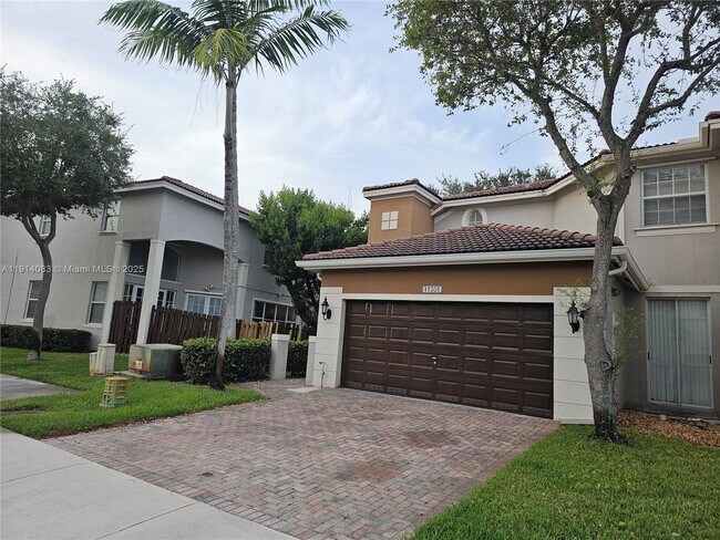 Foto del edificio - 11551 NW 79th Ln