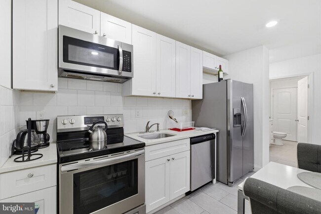 Foto del edificio - 925 N Broad St