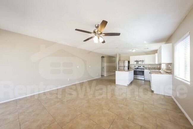 Foto del edificio - 4 Bedroom with Office / Den