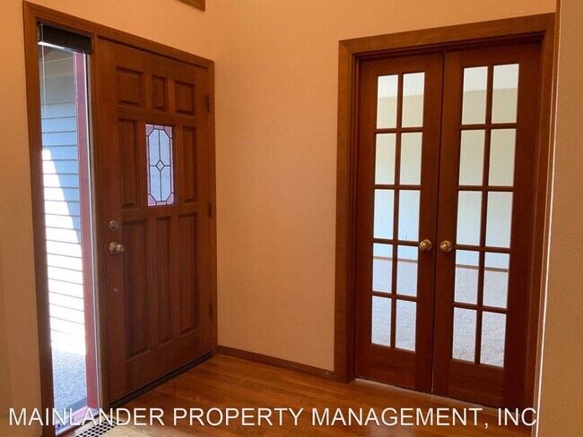 Foto del edificio - 4 br, 3 bath House - 5641 SW POWHATAN AVE