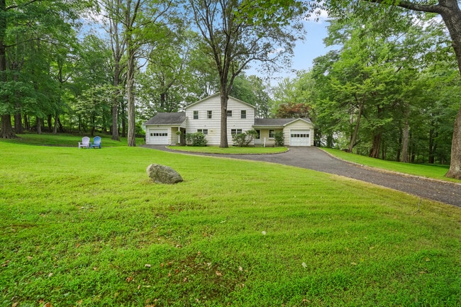 Photo - 35 Deacon Abbott Rd Townhome