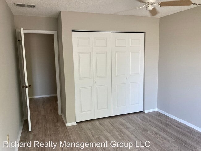Building Photo - 2 br, 1.5 bath House - 1719 S. Oxalis Avenue