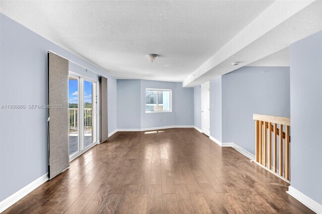 Foto del edificio - 280 SW 20th Rd