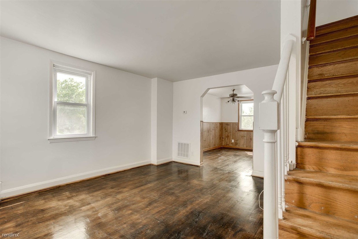 Primary Photo - 2158 Harman Ave