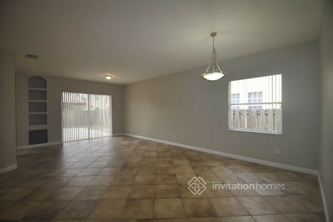 Foto del edificio - 13660 SW 49th Ct