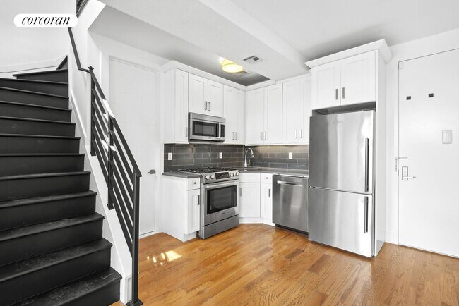 Building Photo - 419 Herkimer St