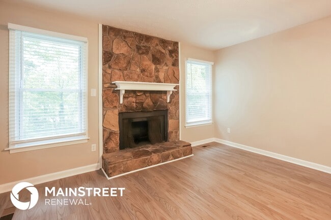 Foto del edificio - 7254 Fernwood Dr