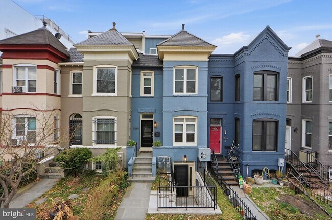 Foto del edificio - 3620 13th St NW
