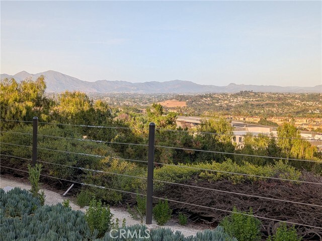 Foto del edificio - 86 Meridian Dr