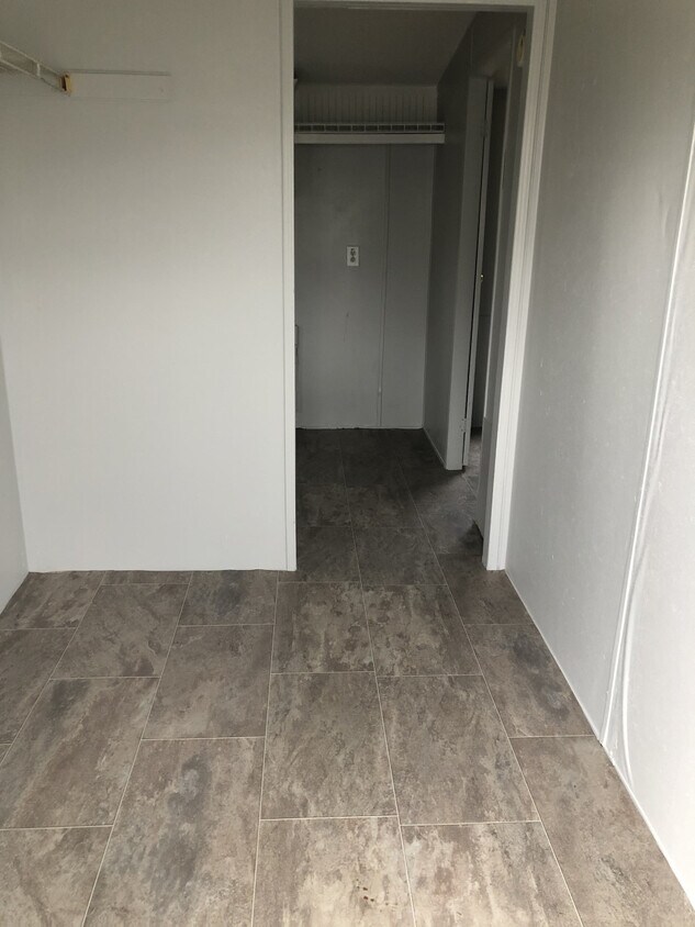 Building Photo - 203 Martin St