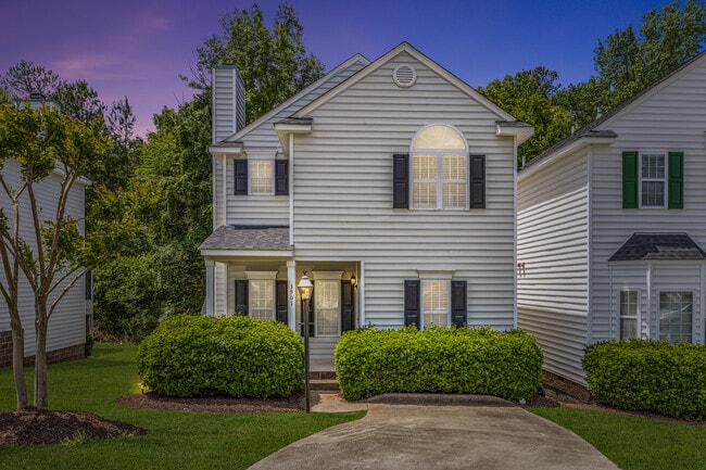 Building Photo - 3901 Charleston Park Dr