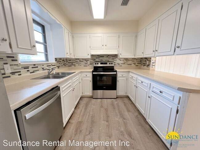 Building Photo - 3 br, 2 bath House - 135 Fulmar Circle