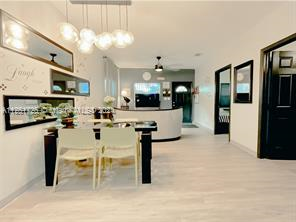 Foto principal - 3680 SW 26th St