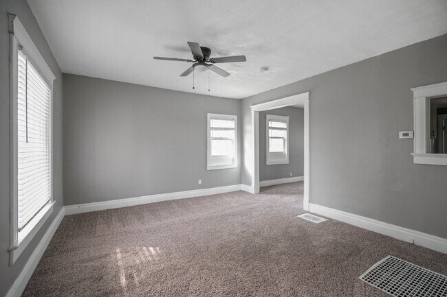 Foto del edificio - Charming 2 Bed, 1 Bath Rental Home in Kans...