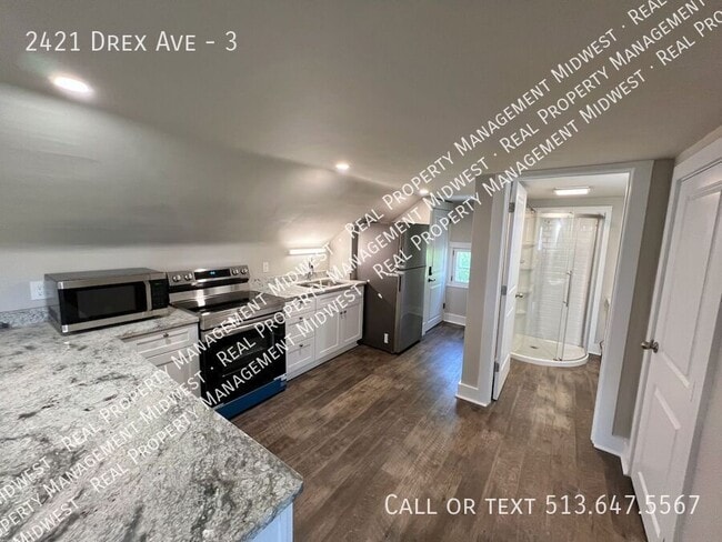 Building Photo - 2421 Drex Ave